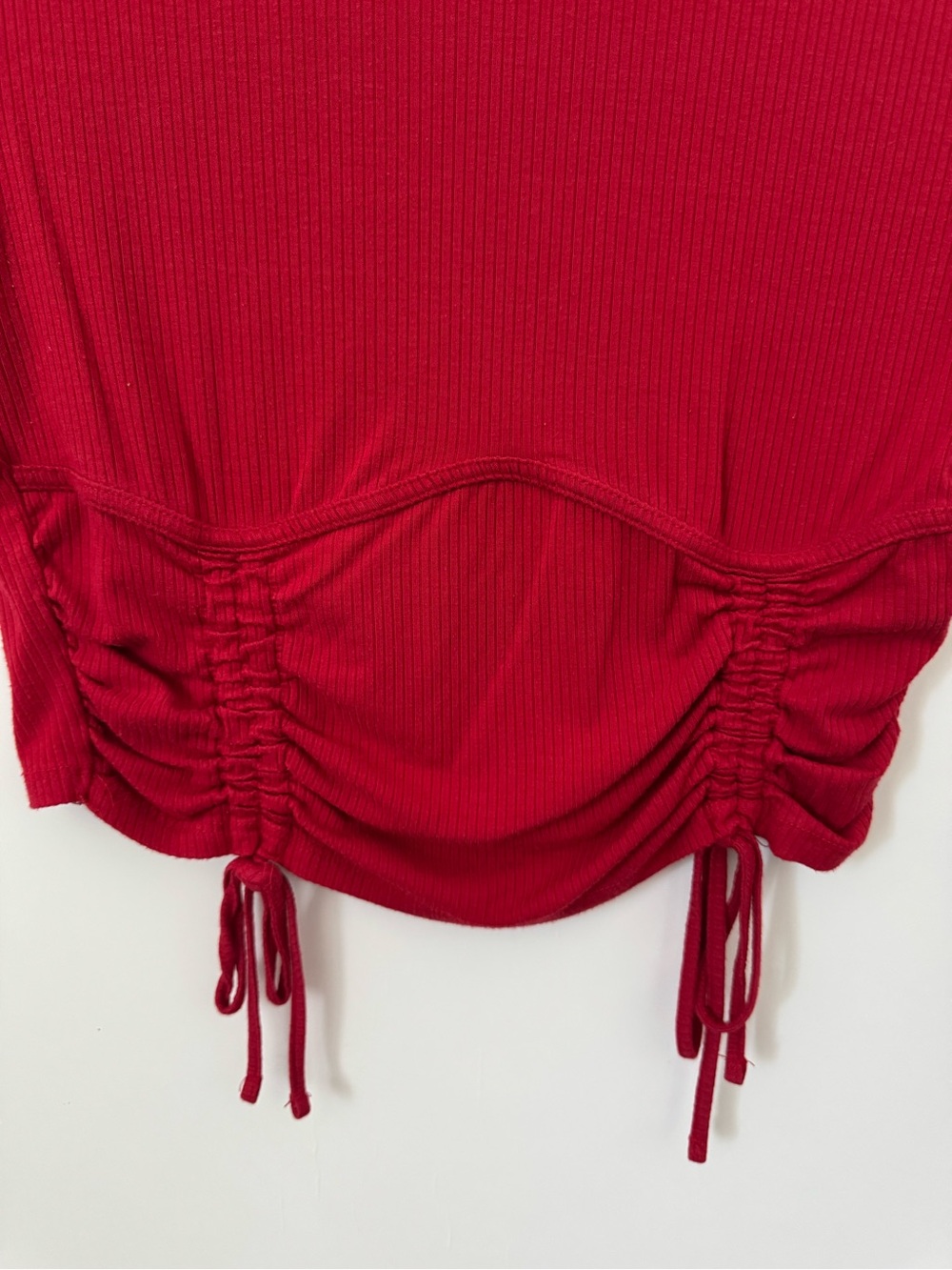 Garage Red Ribbed Ruched Cropped Top Size Medium - Picture 3 of 8